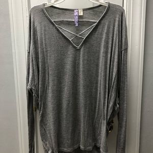 NWOT Cross Cross V-neck long sleeve